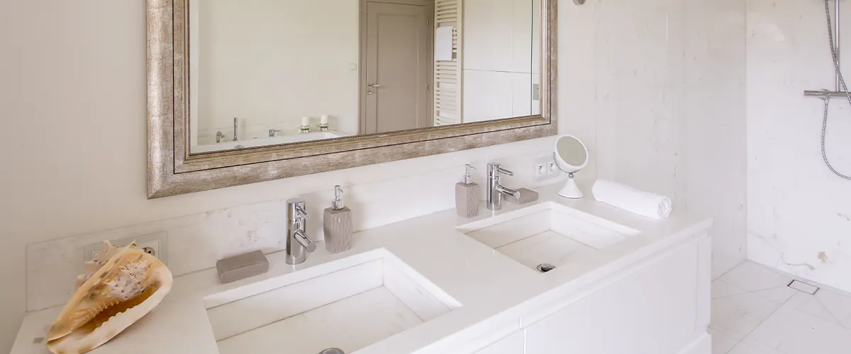 new simple bathroom with double sinks